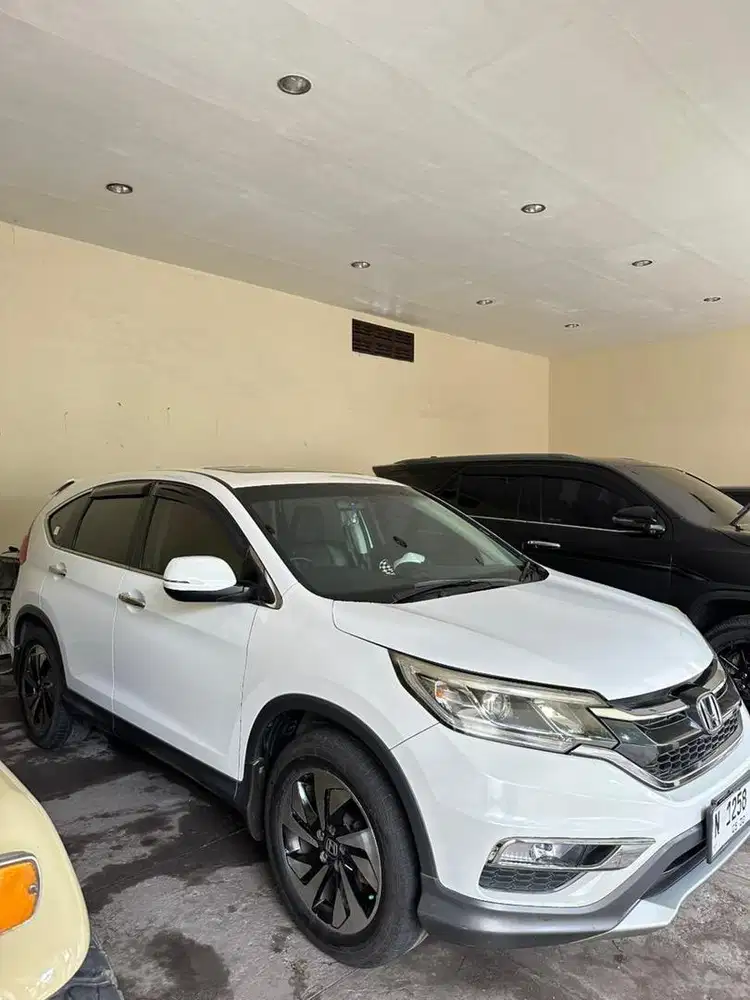 Honda CRV Prestige Sunroof 2.4 2015 Matic