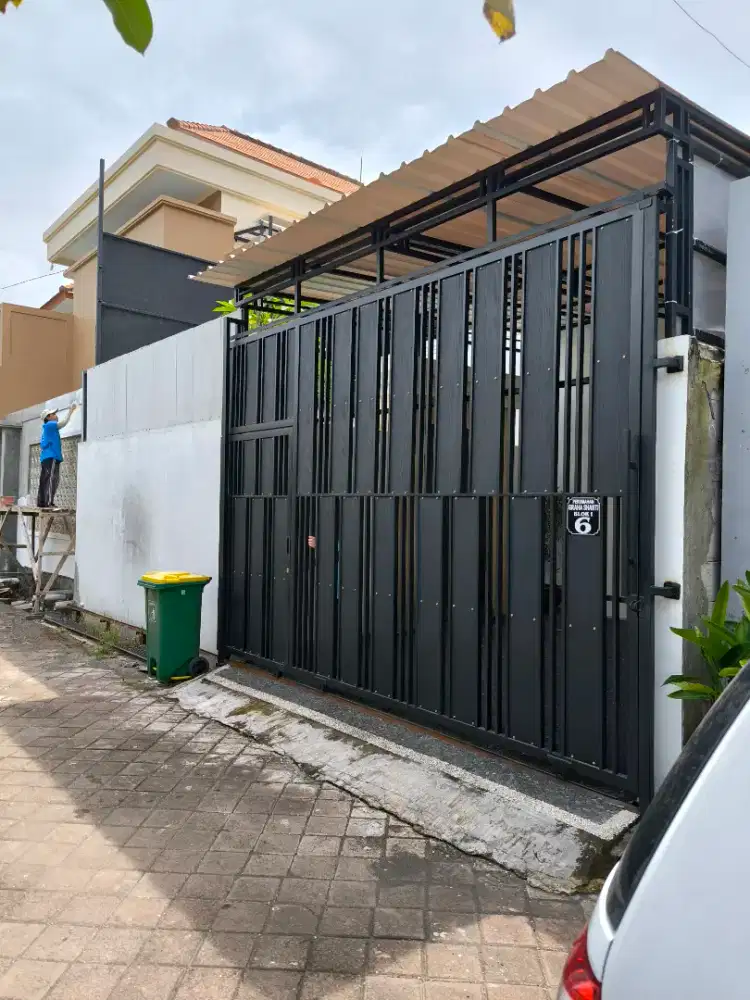 Disewakan Rumah semi villa