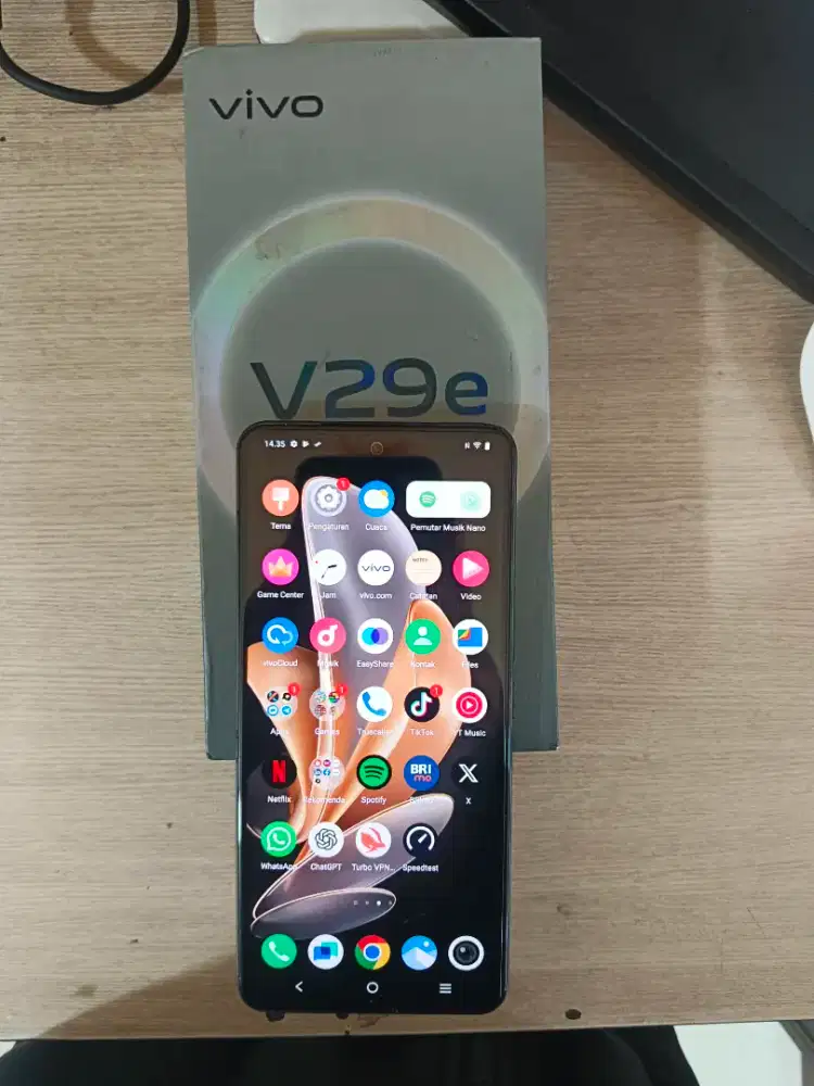Vivo v29e 5G greend