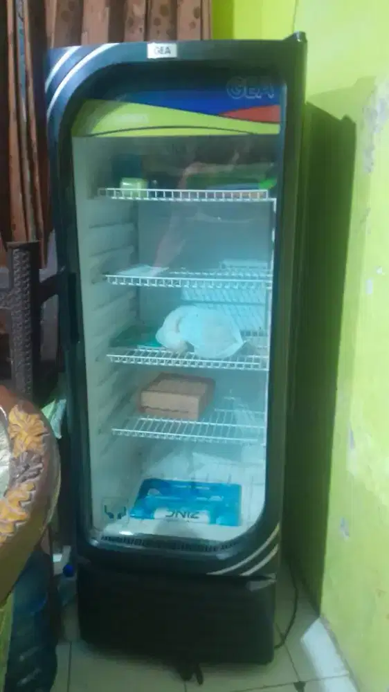 JUAL SHOWCASE GEA SIAP PAKAI