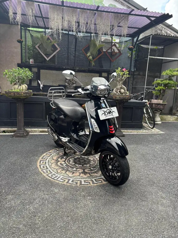 Vespa sprint 2019 super ganteng
