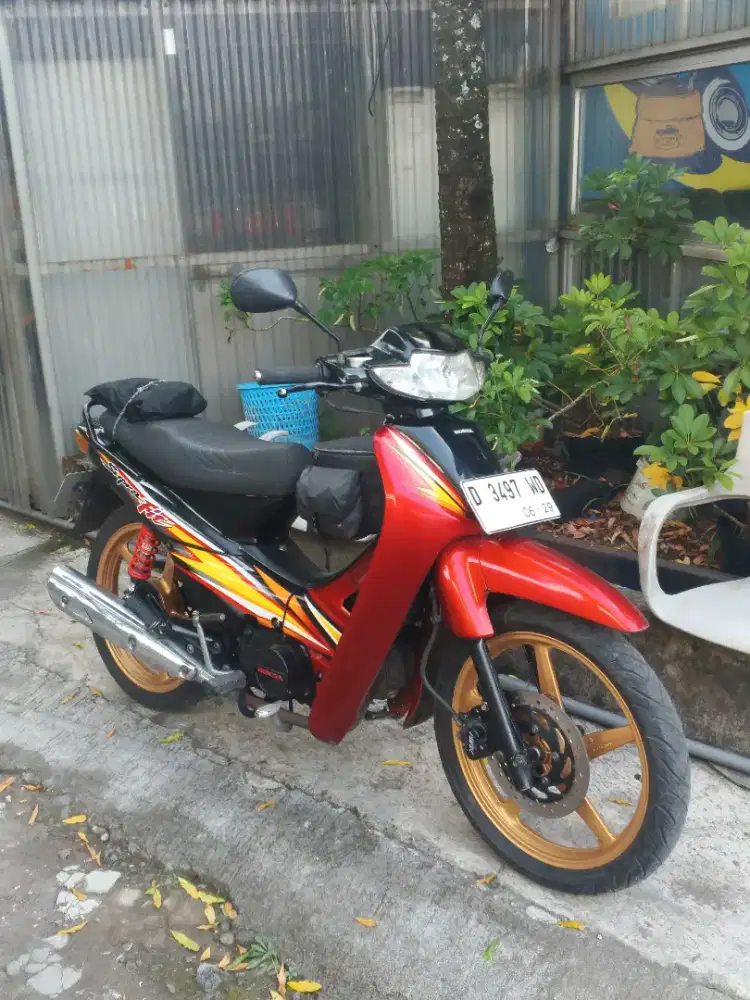Honda Supra fit 2004