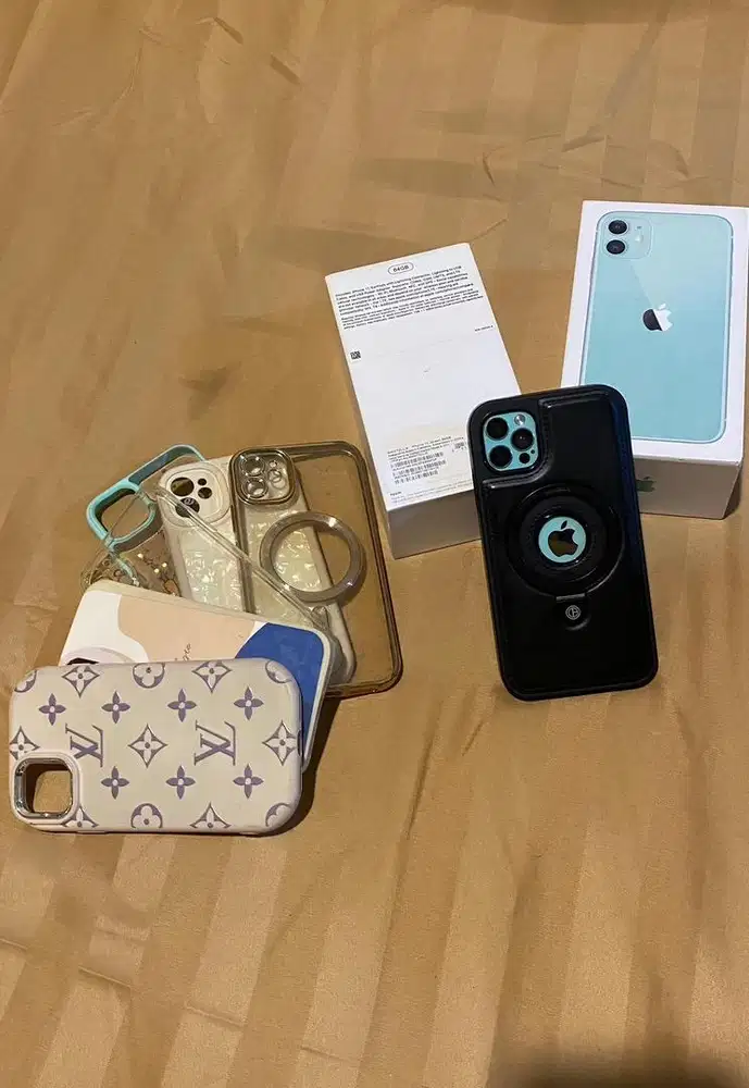 Iphone 11 all oprator sudah terdaftar beacukai