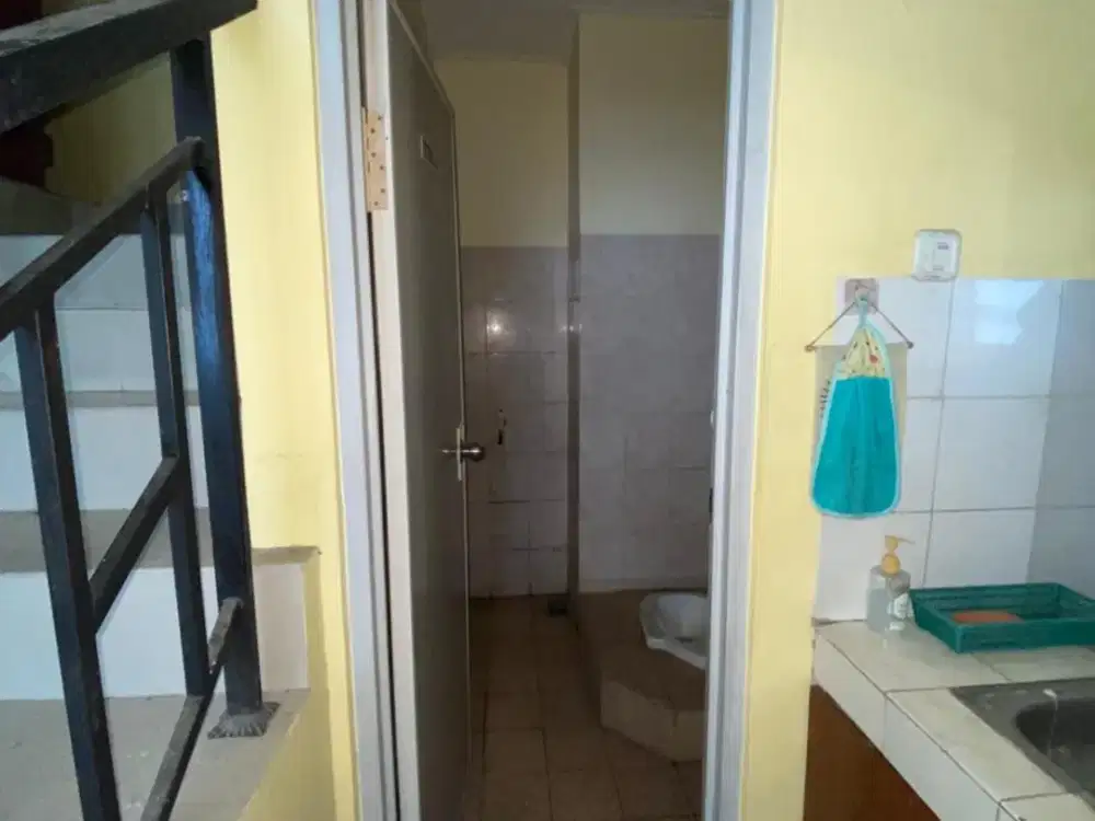 Disewakan Ruko 4 Lantai Haji Nawi Jakarta Selatan Sangat Strategis