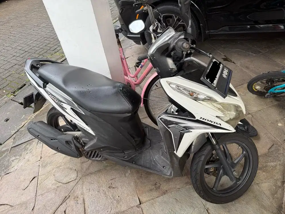 Vario 125 Helm In kilometer rendah banget