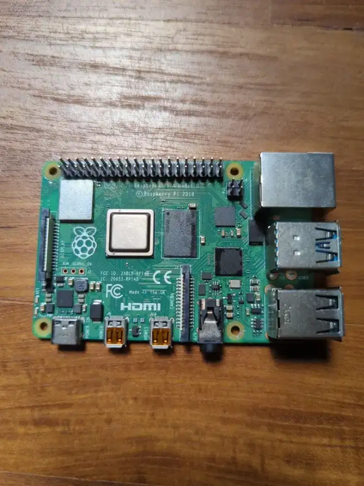 Raspberry Pi 4 2GB single board komputer