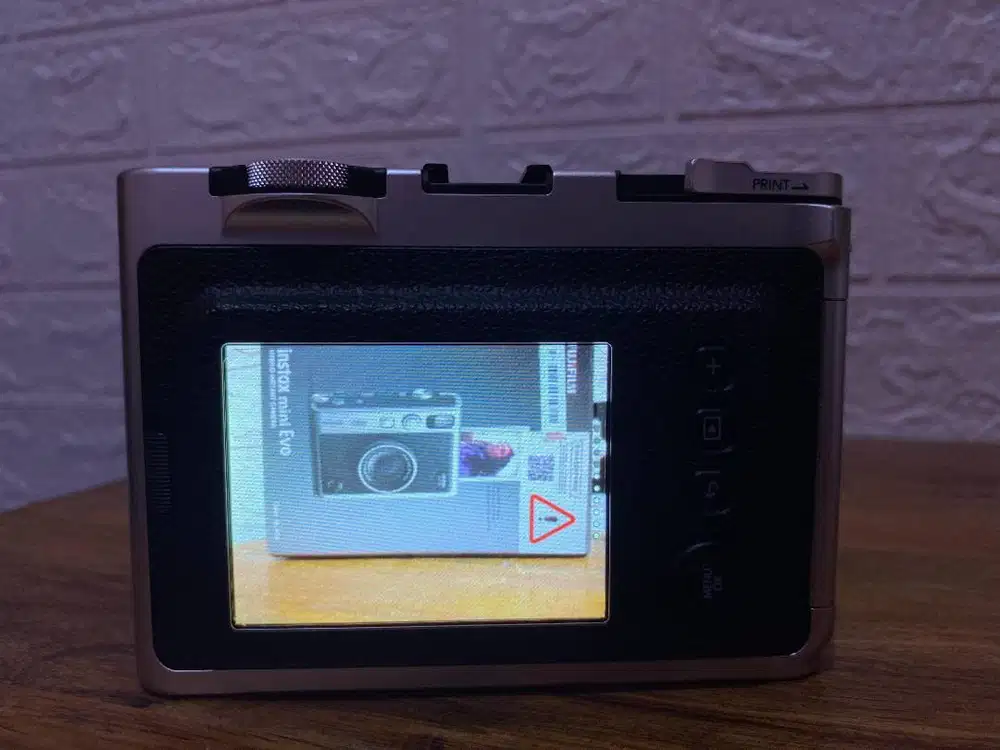 Camera fujifilm intax mini evo