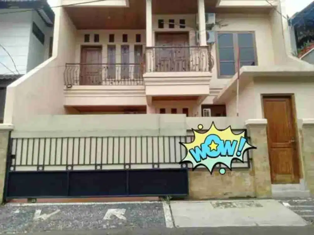 Rumah Luas 120m² di Duren Sawit