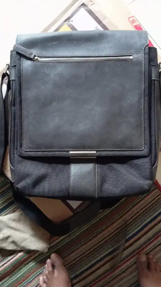 Picard Tas Slempang Pria