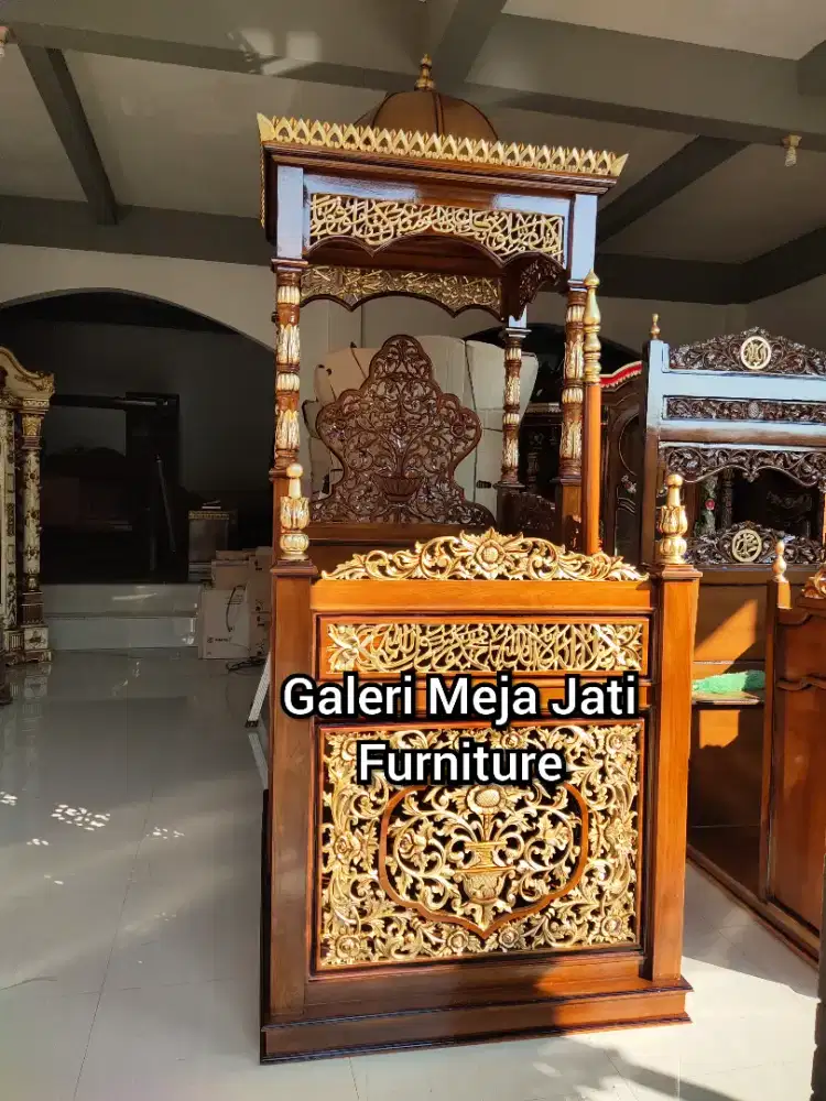mimbar masjid kubah kayu jati