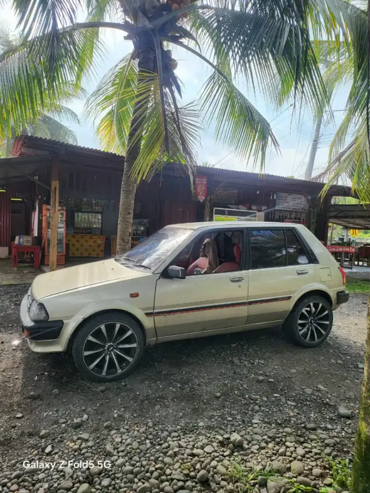 Toyota Starlet kotak 1986 pajak hidup