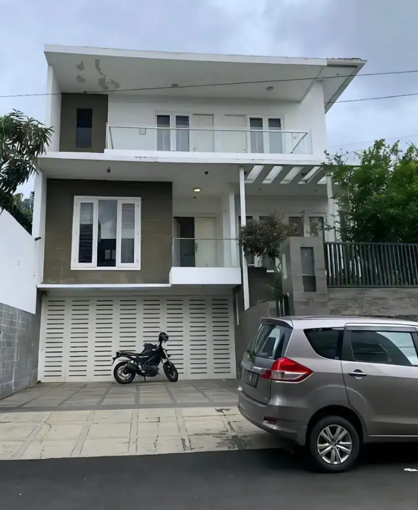 RUMAH MEWAH SIAP HUNI PAPANDAYAN GAJAHMUNGKUR