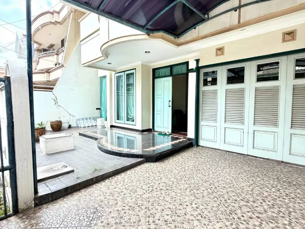 Rumah Metro Sunter Full Renovasi 2,5 Lantai Luas Tanah 10 X 18 – Siap Huni, Hadap Timur