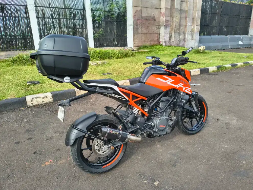 KTM Duke 2018 ABS VERY LOW KM - 6.500