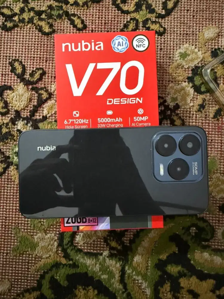 Nubia V70 Design 8+8 / 256Gb