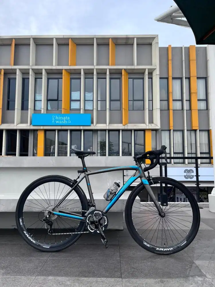 Polygon Strattos S4 2018 – Alloy Frame, Carbon Fork (2x10 Speed)