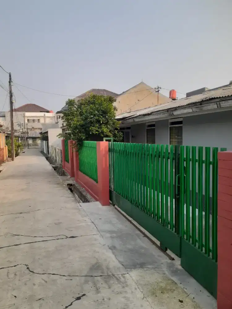 Rumah Nyaman Huni Perumnas Depok 1