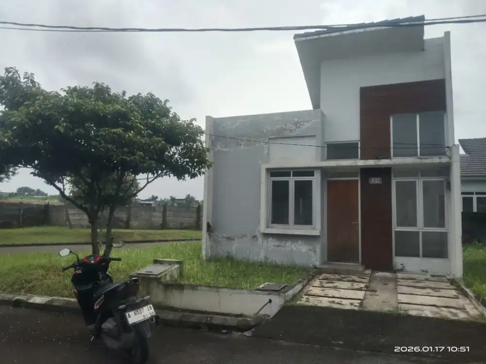 Rumah Hook, SHM, Jual Cepat di Area Premium Citra Maja