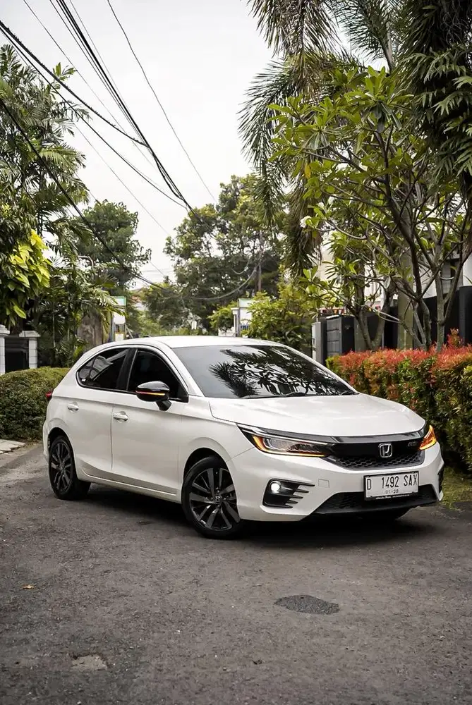 HONDA CITY RS HATCHBACK 2023 MATIC AT PLAT D LOW KM ISTIMEWA