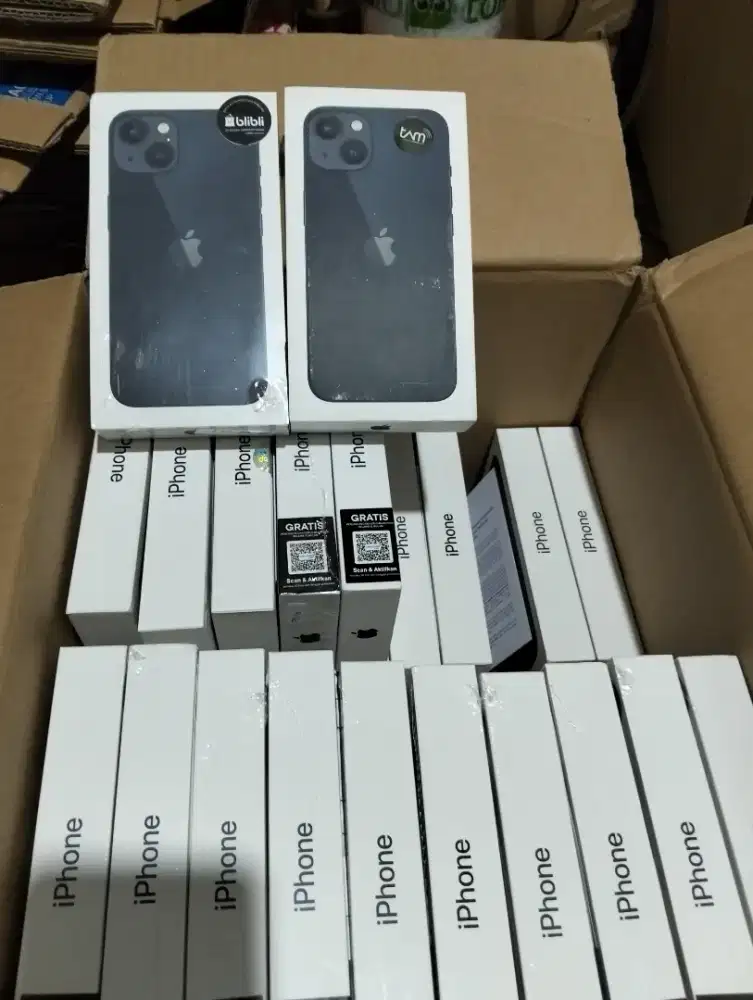 iPhone 13 128 GB garansi resmi Indonesia (iBox/GDN /digmap)BNIB