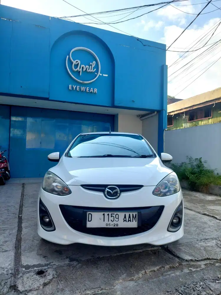 mazda 2R 1.5 matic 2012