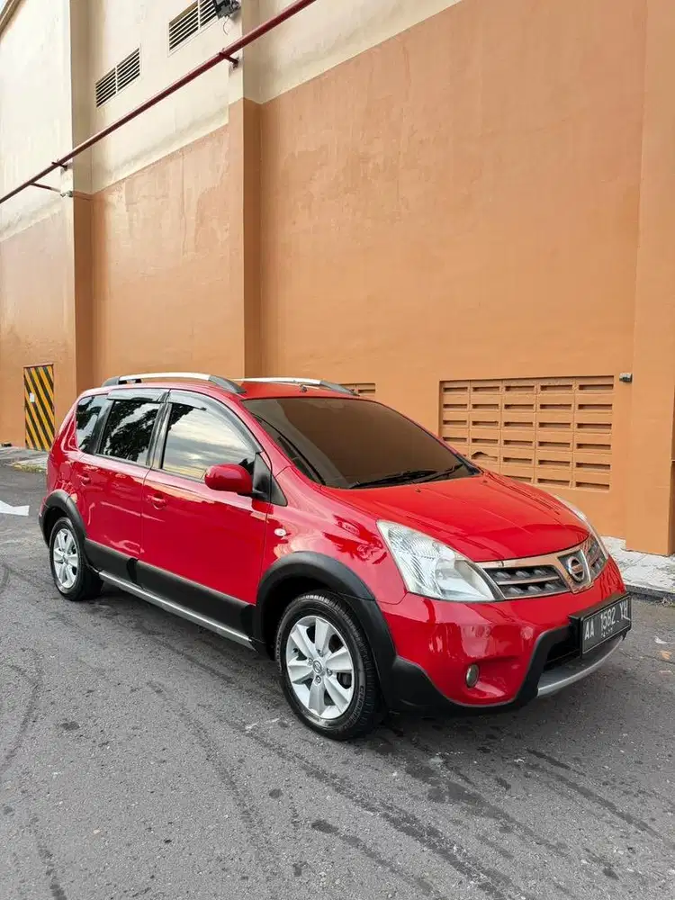 (DP 3jt) GRAND LIVINA 1.5 X-XGEAR 2012