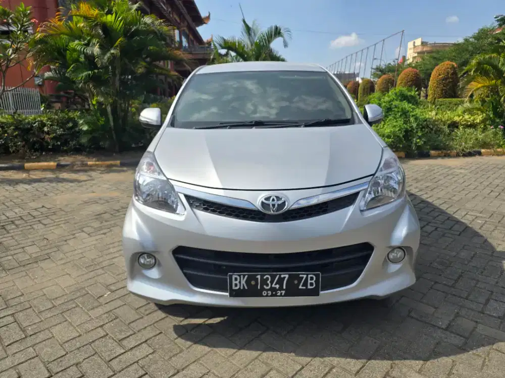 Toyota Avanza veloz 1.5 manual tahun 2012