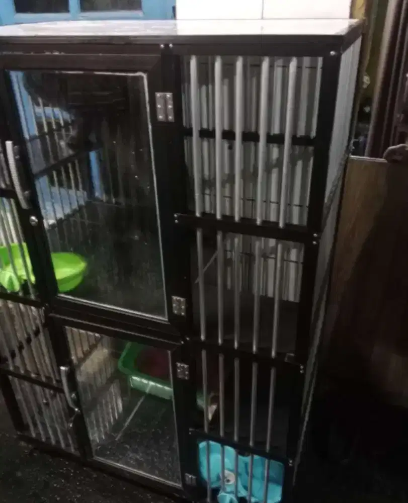 Kandang kucing alumunium