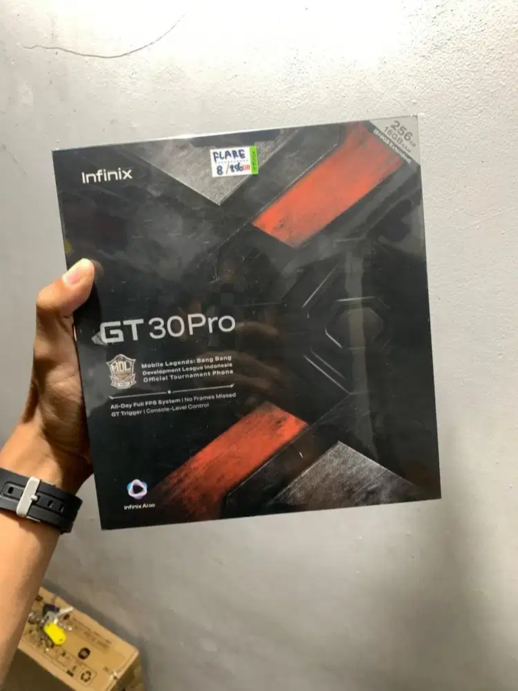 INFINIX GT 30 PRO 5G 8/256 GIFTBOX EDITION