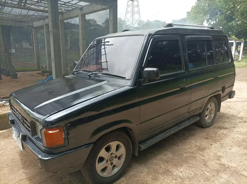 Toyota Kijang 1990 Bensin