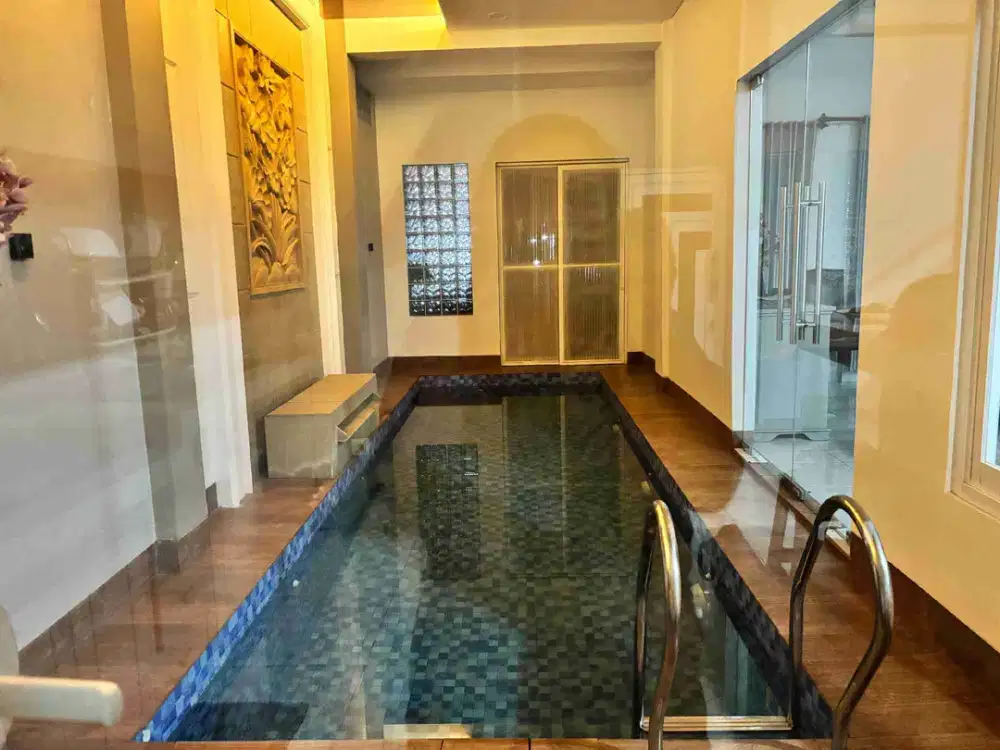 Disewakan Rumah berkolam renang pribadi dekat Citraland Cirebon