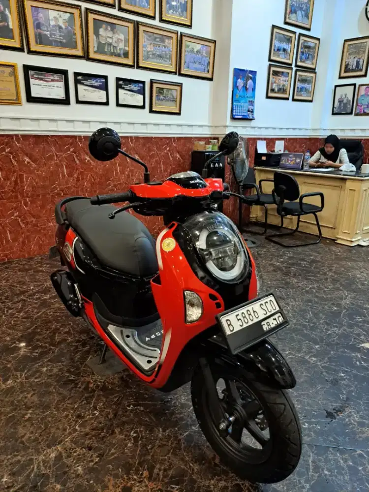DP 500RB HONDA SCOOPY STYLISH KUNCI TH.2025 BISA CASH SURAT LENGKAP
