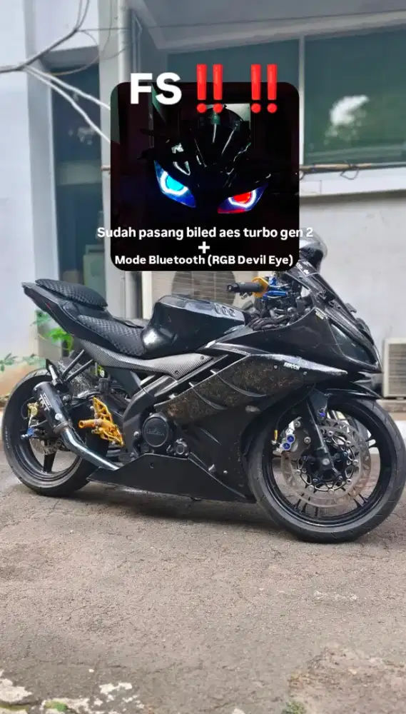 Dijual Yamaha R15 V2 hampir full modif
