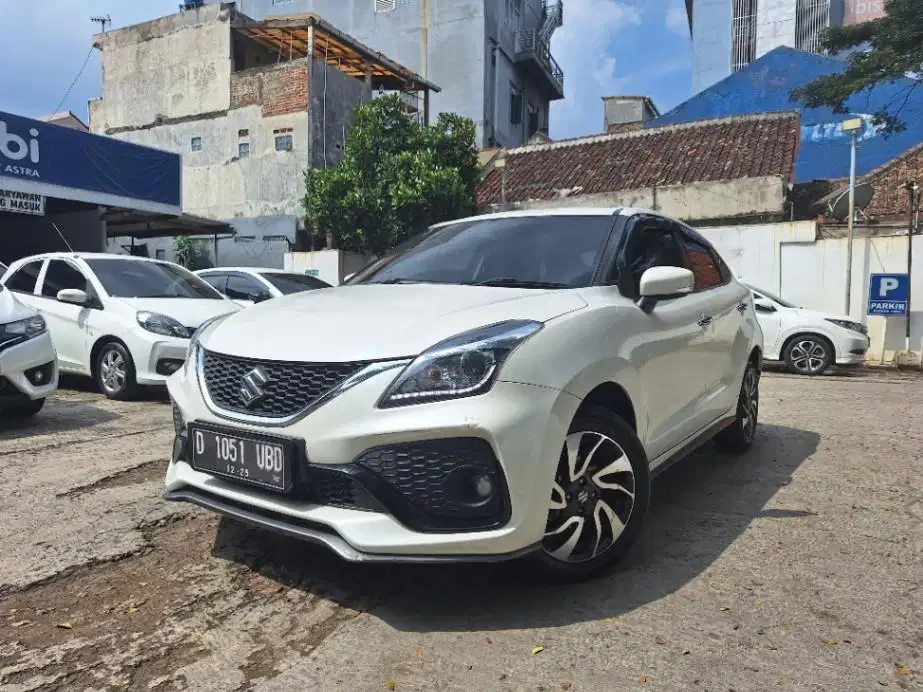 Suzuki Baleno 1.4 Bensin-MT 2019 Putih CVBWD