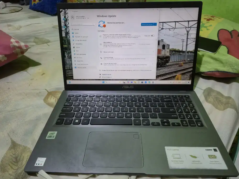 Laptop  ASUS A516JA-HD3121 Ci3-1005G1 4GB 256GB SSD