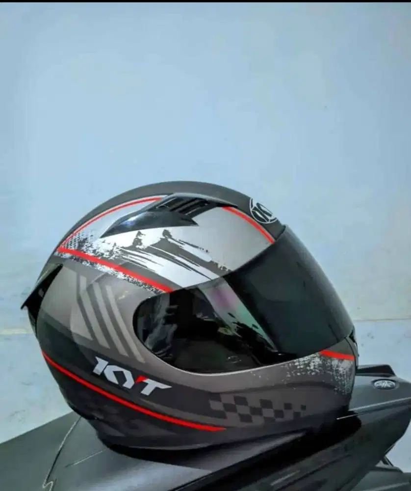 KYT R10 Full Face
