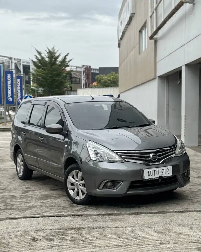 Nissan New Grand Livina XV Grey 2014 Tdp Menarik Ori Murmer Bu Antik