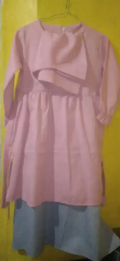 Jual pakaian preloved