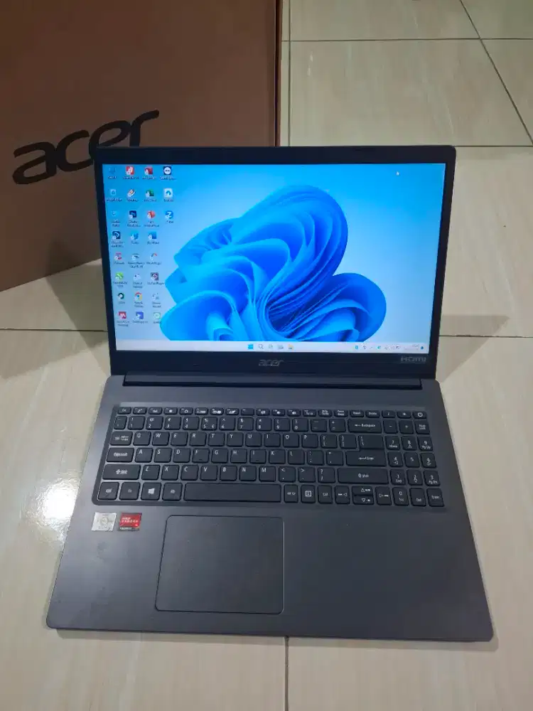 Laptop Acer Amd Athlon Silver Ram 4 gb ssd 256 gb