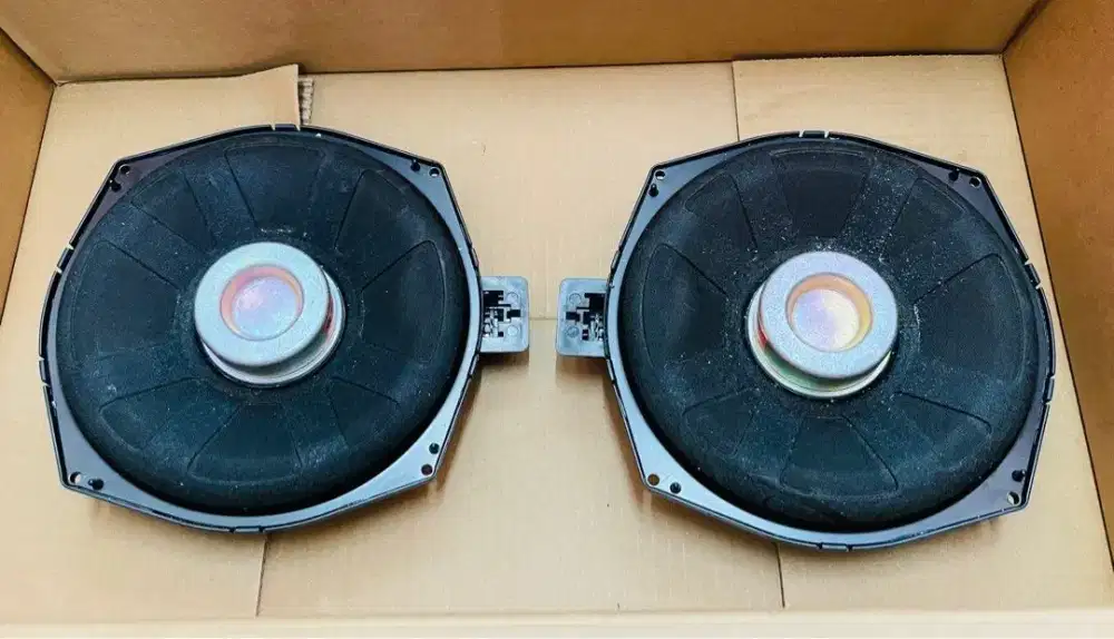 Harman Kardon 8 Subwoofer speaker BMW second