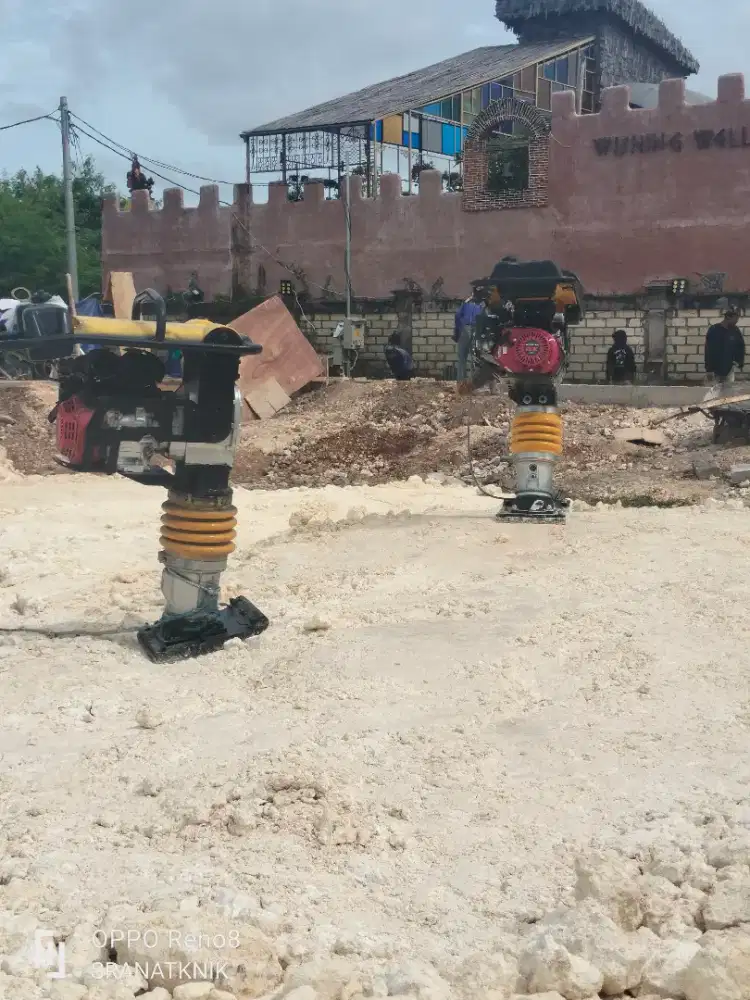 Sewa stamper. Genset. Jack hammer/dril. Cutting beton. Blower. Coring.