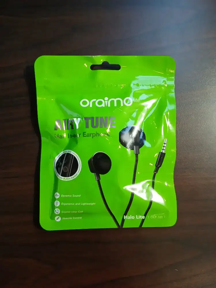 ORAIMO OEP-320 HALO LITE AIRY TUNE HALF IN-EAR EARPHONE WITH MIC