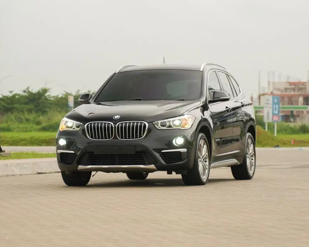 Gagah ProMax! BMW X1 XLine 2018 Panoramic Full Opt x3 glc200 520i