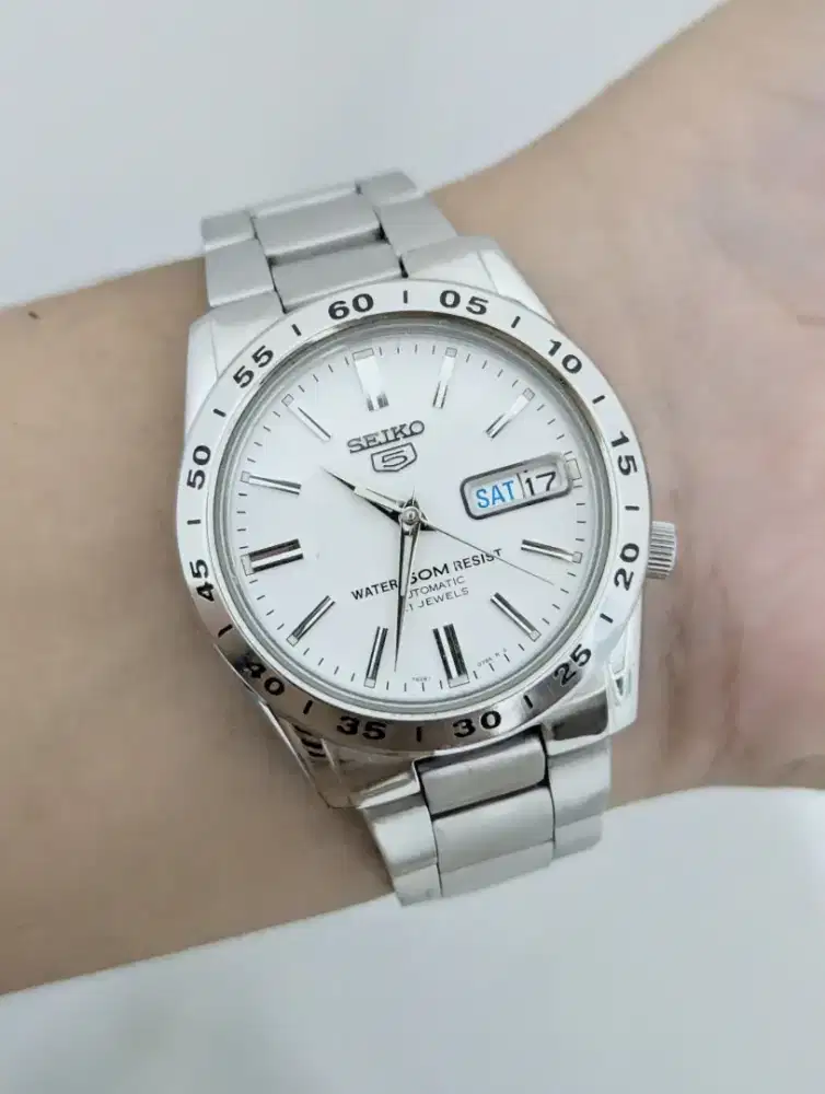 Jam Seiko 5 automatic SKND97K1 original