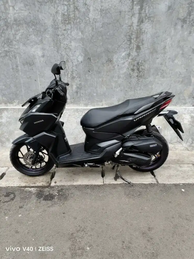 Honda Vario 160 CBS Tahun 2023 Pajak Hidup