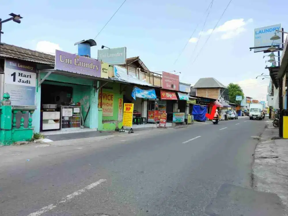 DIJUAL TANAH PEKARANGAN NOLOGATEN CATURTUNGGAL UTARA AMBARUKMO PLAZA