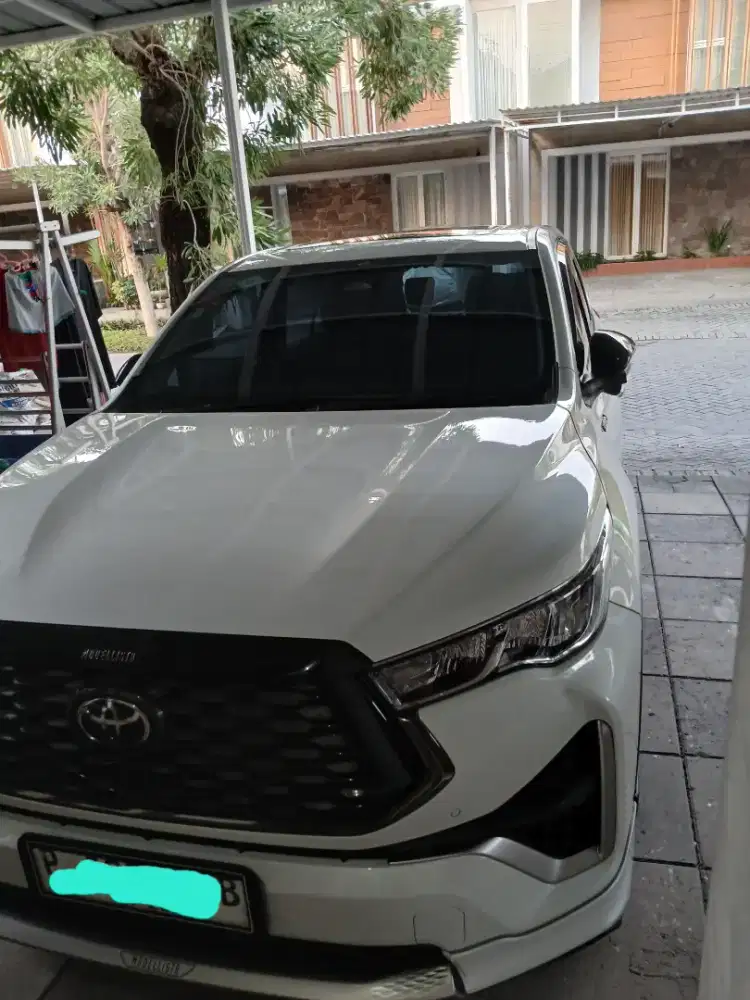 Toyota Innova Zenix Hybrid Q Modelista Automatic