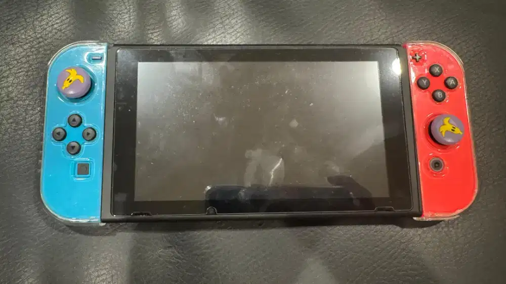 Nintendo switch ofw + games+ joycon extra + aksesoris