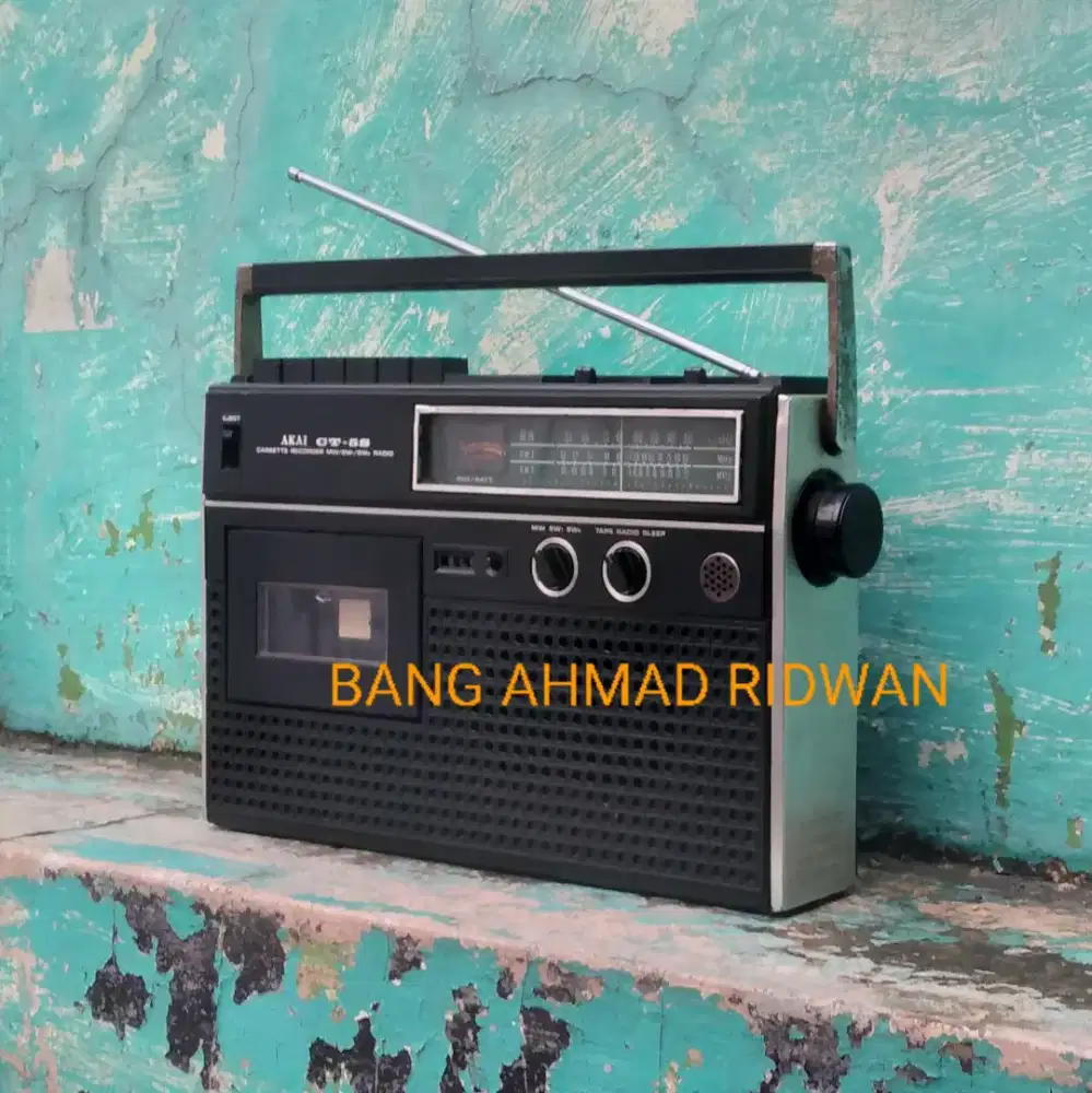 AKAI tape kaset pita radio MW AM SW antik jadul kuno tua klasik lawas