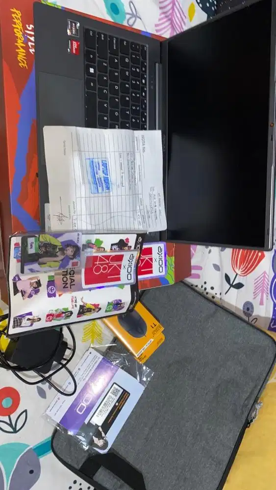 Laptop axioo AMD Ryzen 7 5825U ram 16